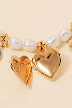 Load image into Gallery viewer, Floral Heart Charms Large Pearl Beaded Necklace