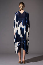 Load image into Gallery viewer, Sweeping Floral Kimono