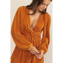 Load image into Gallery viewer, V-neck Pleated Backless Dress