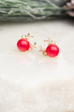 Load image into Gallery viewer, Reindeer Pearl Earrings