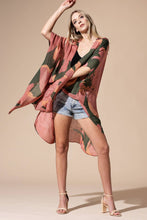 Load image into Gallery viewer, Sweeping Floral Kimono