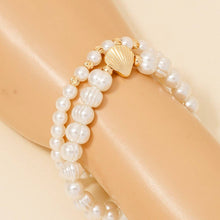 Load image into Gallery viewer, Clam Shell Charm Pearl Beaded Bracelet Set