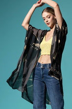 Load image into Gallery viewer, Sweeping Floral Kimono