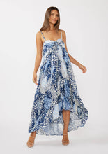 Load image into Gallery viewer, Floral Tiered Maxi Dress