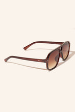 Load image into Gallery viewer, Plastic Aviator Frame Sunglasses