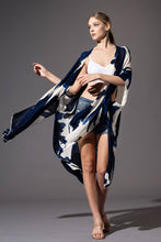 Load image into Gallery viewer, Sweeping Floral Kimono