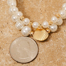 Load image into Gallery viewer, Clam Shell Charm Pearl Beaded Bracelet Set