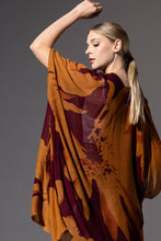 Load image into Gallery viewer, Sweeping Floral Kimono