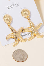 Load image into Gallery viewer, Metallic Starfish Dangle Earrings