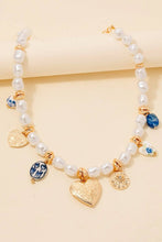 Load image into Gallery viewer, Floral Heart Charms Large Pearl Beaded Necklace