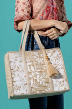 Load image into Gallery viewer, Anne Jute Shoulder Bag