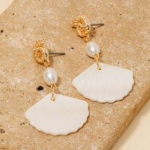 Load image into Gallery viewer, Sea Shell And Pearl Bead Dangle Earrings