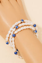 Load image into Gallery viewer, Pearl And Ceramic Floral Beaded Bracelet Set