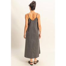 Load image into Gallery viewer, V-Neck Loose Maxi Dress