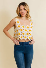 Load image into Gallery viewer, Spring Daisy Crochet Crop Top