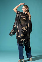 Load image into Gallery viewer, Sweeping Floral Kimono