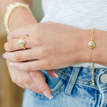 Load image into Gallery viewer, Seashell Pulley Bracelet