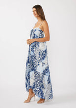 Load image into Gallery viewer, Floral Tiered Maxi Dress