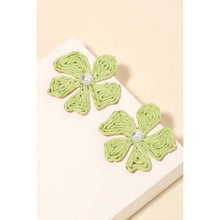Load image into Gallery viewer, Straw Flower Post Earrings