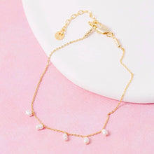 Load image into Gallery viewer, Dainty Chain Pearl Bead Bracelet
