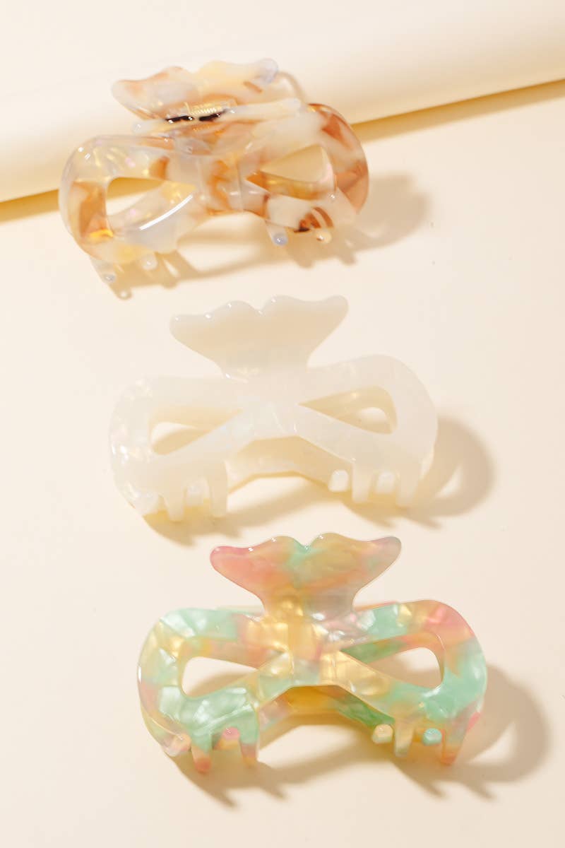 Mixed Resin Figure 8 Hair Claw