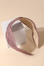 Load image into Gallery viewer, Wavy Fabric Headband
