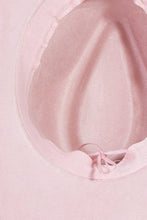 Load image into Gallery viewer, Ribbon Bow Pearl Chain Cowboy Hat
