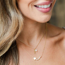 Load image into Gallery viewer, Chic Pavé and Shell Fishbone Necklace
