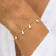 Load image into Gallery viewer, Dainty Chain Pearl Bead Bracelet
