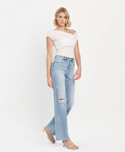 Load image into Gallery viewer, High Rise Raw Hem Wide Leg Jeans
