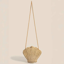Load image into Gallery viewer, Straw Braided Seashell Bag
