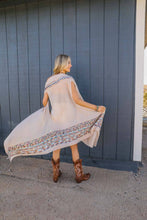 Load image into Gallery viewer, Western Sleeveless Cowgirl Kimono
