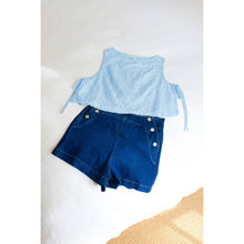 Load image into Gallery viewer, Sleeveless Textured Eyelet Top
