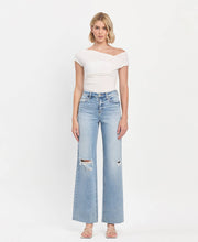 Load image into Gallery viewer, High Rise Raw Hem Wide Leg Jeans
