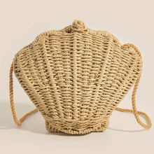 Load image into Gallery viewer, Straw Braided Seashell Bag
