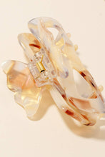 Load image into Gallery viewer, Mixed Resin Figure 8 Hair Claw
