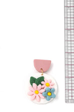 Load image into Gallery viewer, Clay Flower Earrings
