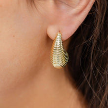 Load image into Gallery viewer, Trending Teardrop Stud Earrings
