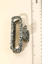 Load image into Gallery viewer, Pattern Rectangle Hair Claw
