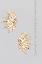 Load image into Gallery viewer, Solid Metallic Leaves Stud Earrings
