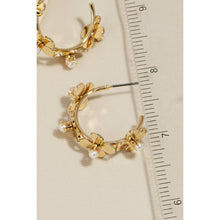 Load image into Gallery viewer, Pearl Studded Flower Earrings
