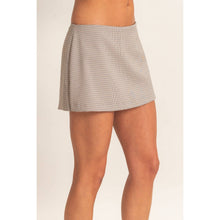 Load image into Gallery viewer, Houndstooth Skort
