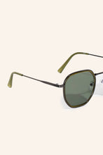 Load image into Gallery viewer, Metallic Trim Sunglasses
