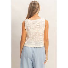Load image into Gallery viewer, Sleeveless Textured Eyelet Top
