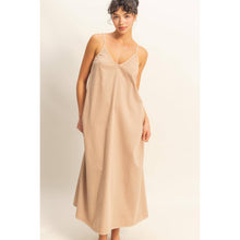 Load image into Gallery viewer, V-Neck Loose Maxi Dress

