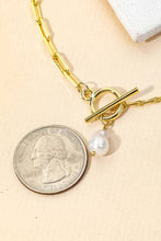 Load image into Gallery viewer, Toggle Chain Pearl Charm Necklace
