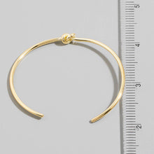 Load image into Gallery viewer, Metallic Knot Cuff Bracelet

