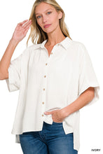 Load image into Gallery viewer, LINEN RUCHED SEAM CUFFED SLEEVE BUTTON DOWN TOP
