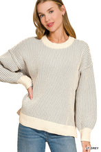 Load image into Gallery viewer, Two Tone Crewneck Sweater
